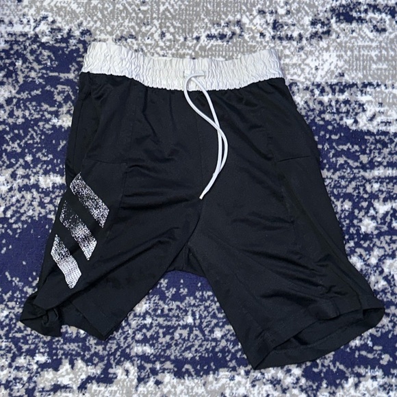 Shorts - Picture 1 of 1